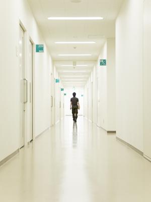 大阪で介護福祉士になる事を目指すなら